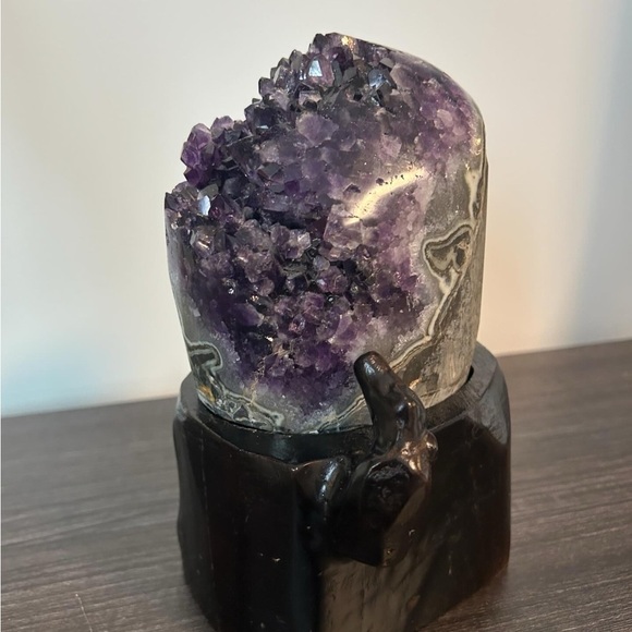 Stunning Natural High Quality Uruguay Amethyst Freeform - Picture 3 of 3